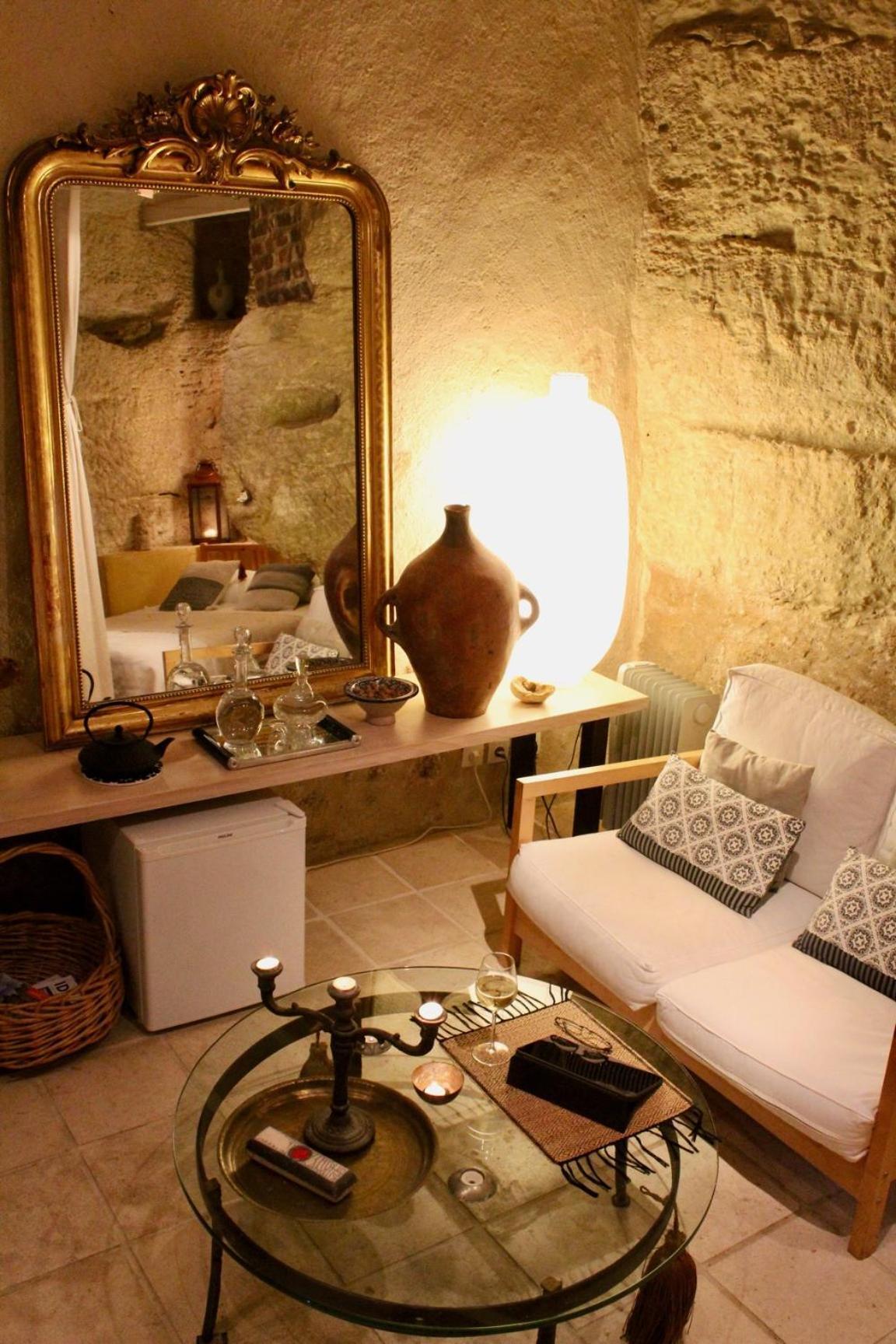 Troglodyte Loft * Thoré-la-Rochette